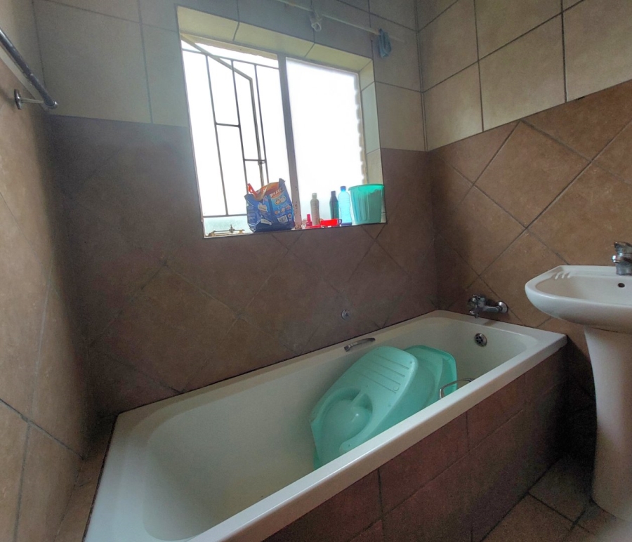 2 Bedroom Property for Sale in Brits North West